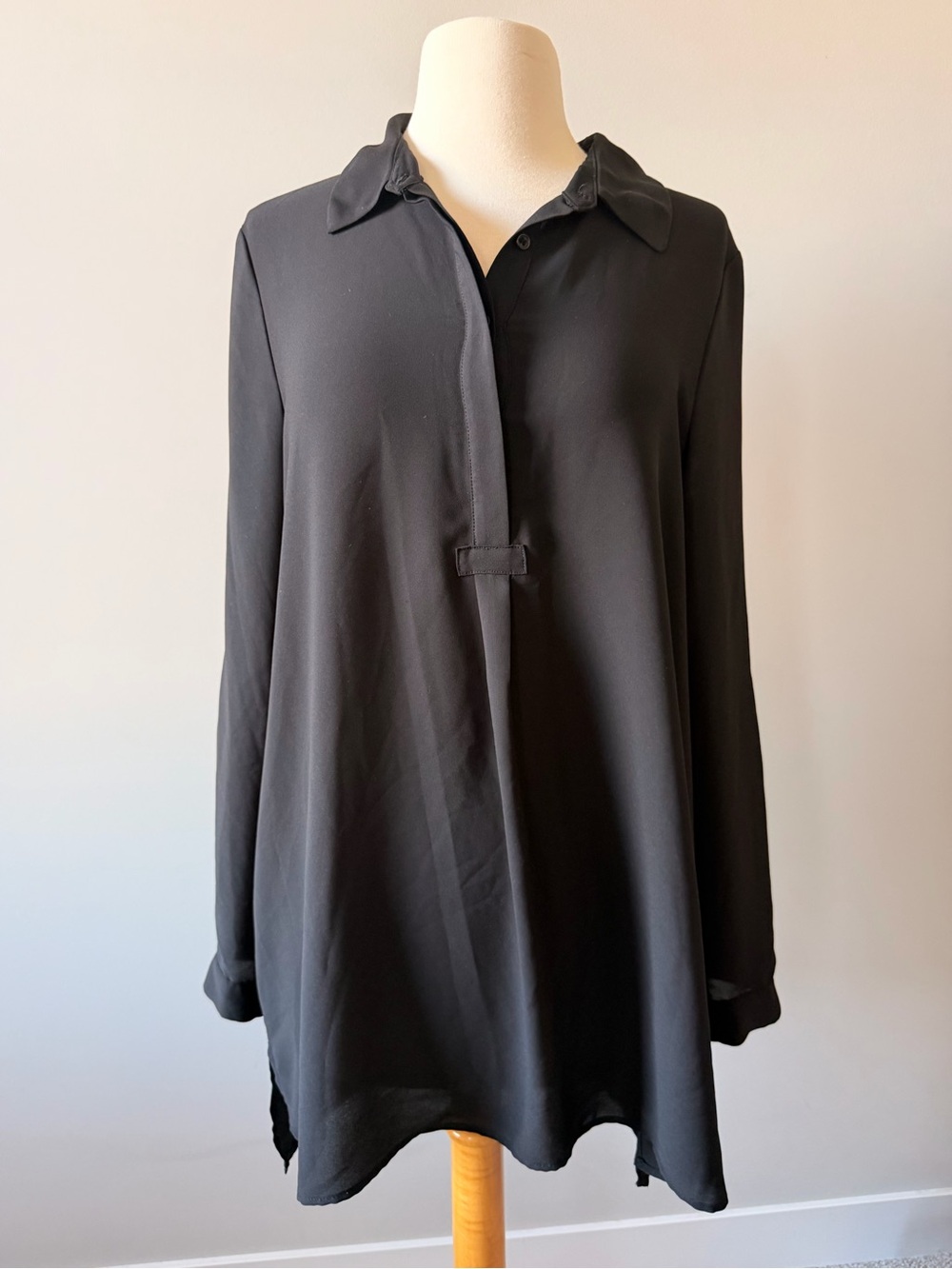 PLEIONE Women's Black Tunic Size Large